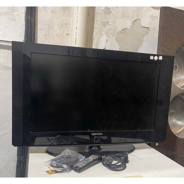 Televisor Samsung 32 Pulgadas con Control Remoto - imagen 1