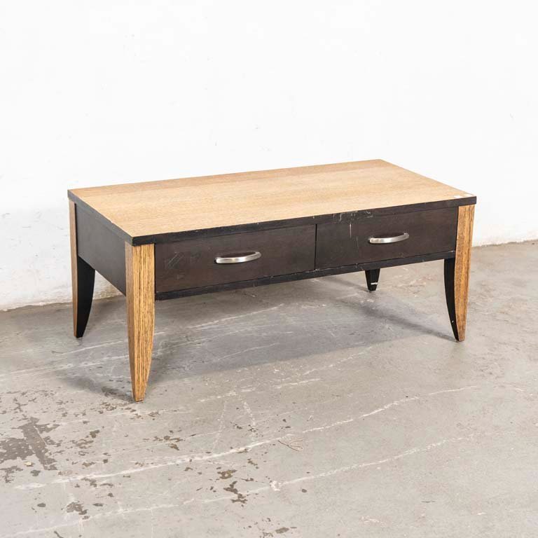 Lote anterior: Mesa ratona con dos cajones de madera