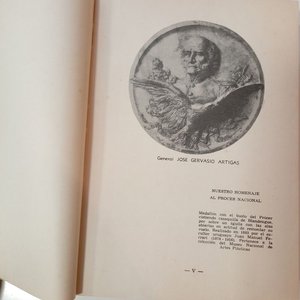 Libro "Aportes para la Historia de la Fuerza Aérea Uruguaya" - Montevideo, 1974 - imagen 11