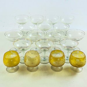 Diecisiete Copas de Cristal Hialino y Ámbar con Detalles Dorados - imagen 1