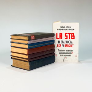Ocho Tomos: El Brazo de la KGB en Uruguay y El Resto de Lenin - imagen 1