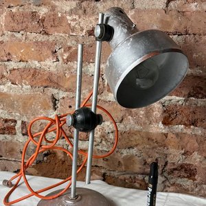 Lámpara de Escritorio Retro Metálica Ajustable - imagen 10