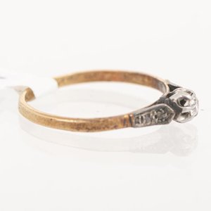 Anillo Solitario Oro 18k con Brillante - imagen 2