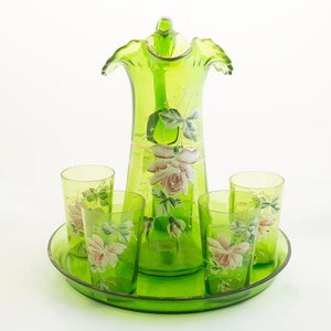 Lote siguiente: Jarra, 5 Vasos y Bandeja de Cristal Veneciano Esmaltado Verde con Flores