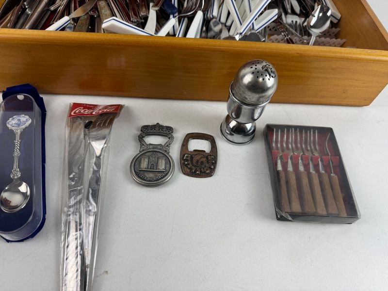 Item 884698 - Image 3