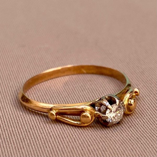 Anillo de Oro Antiguo con Brillante - imagen 1