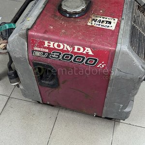 Lote siguiente: Generador Honda Inverter EU3000i