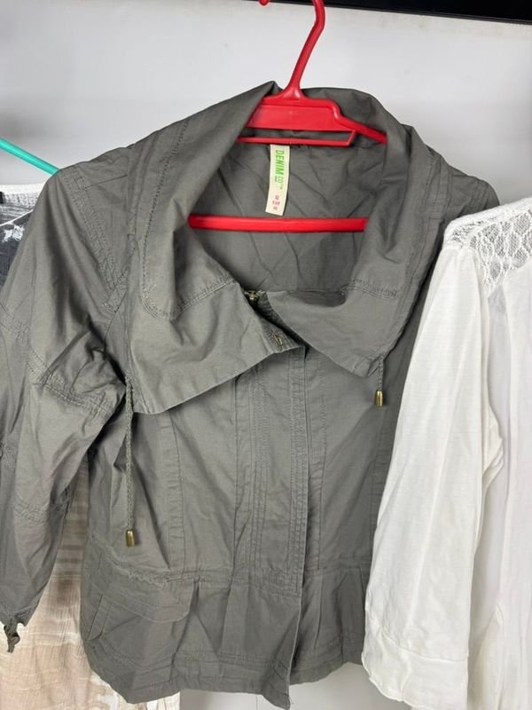 Item 829616 - Image 3