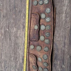 Cinto de Cuero con Monedas Antiguas - Accesorio de Colección - imagen 5