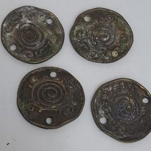 Lote de 4 Piezas Antiguas con Diseño Espiral - imagen 2