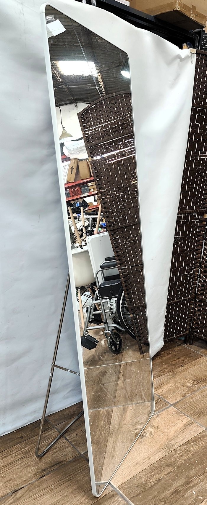 Item 16840 - Image 0