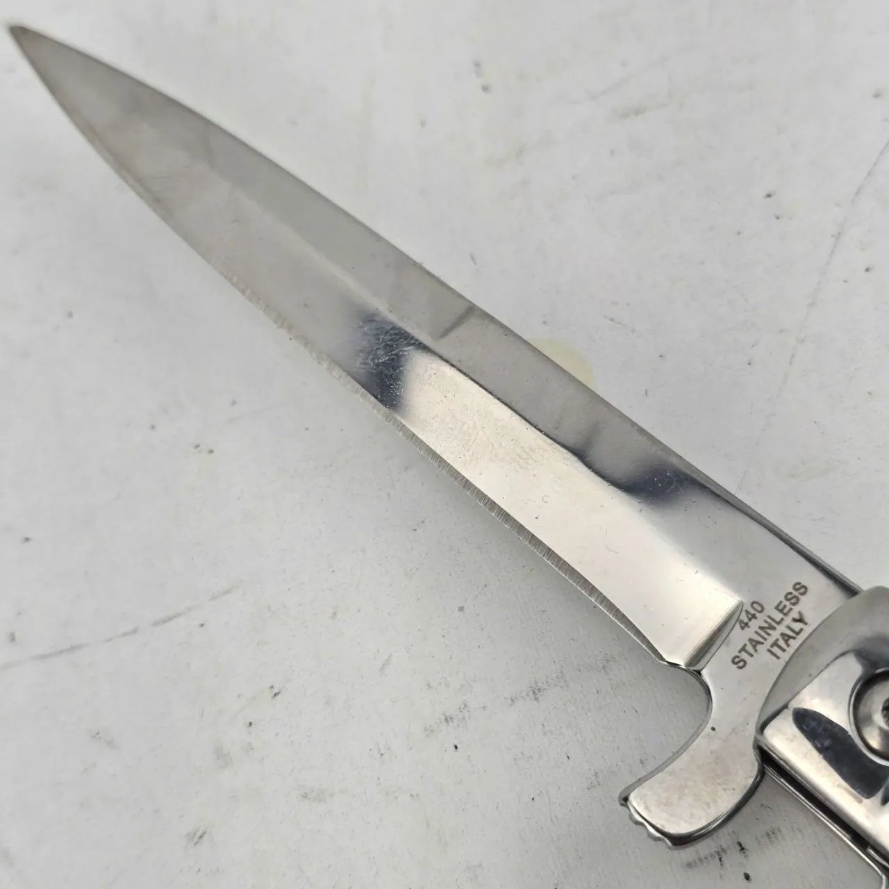 Navaja plegable de acero inoxidable con cuchilla estilete - imagen 5