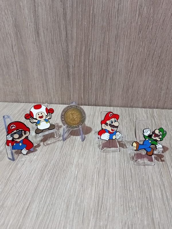 Lote de 4 Pines Metálicos Esmaltados de Mario Bros