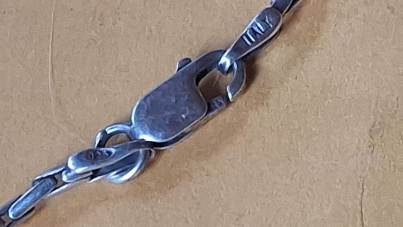 Pulsera de plata con cadena y perla blanca - imagen 3