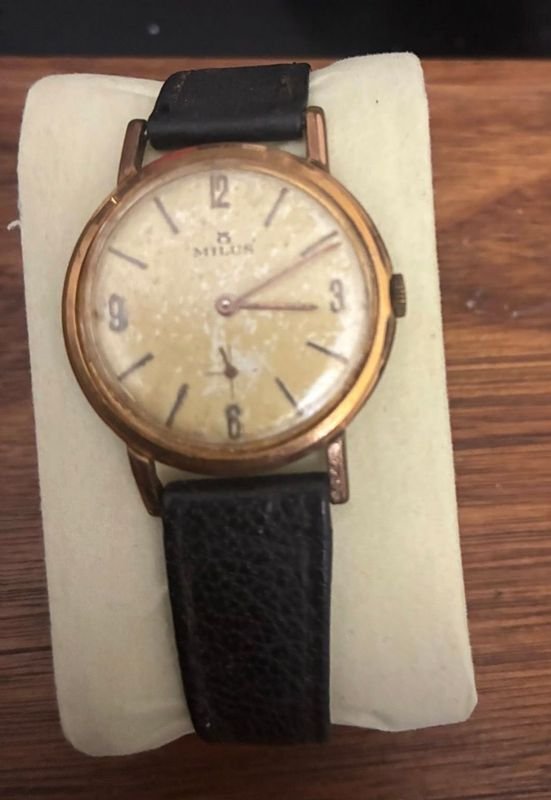 Reloj Milus Suizo Vintage Caja Dorada Esfera Champán Segundero Independiente Años 50/60
