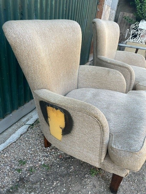 Sillones de diseño con armrestos curvados - imagen 4