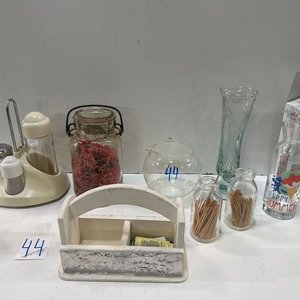 Set de Cocina y Decoración: Especiero, Frasco con Flores Secas, Floreros y Más - imagen 4