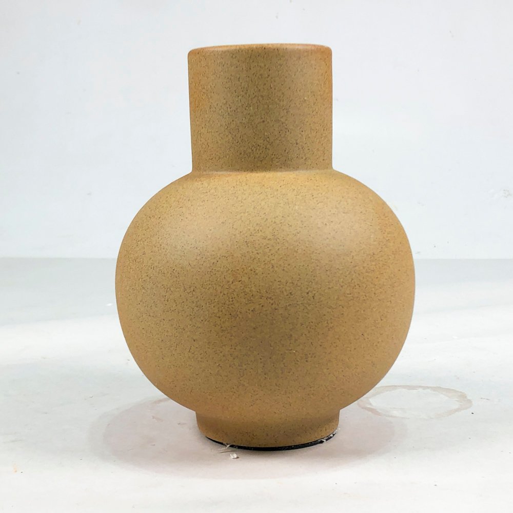 Lote anterior: Vaso en cerámica beige de 17 cm