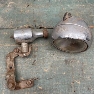 Lote anterior: Faro de Bicicleta con Dinamo Miller Vintage