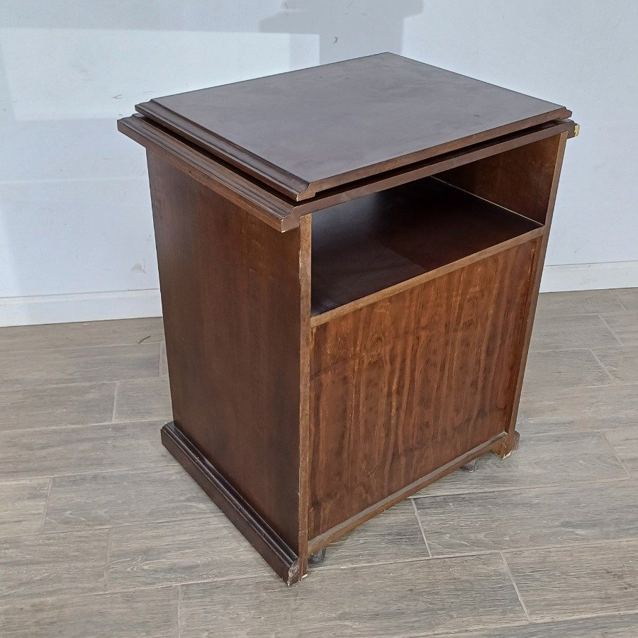 Rack con 2 puertas y rueditas de madera maciza - imagen 6