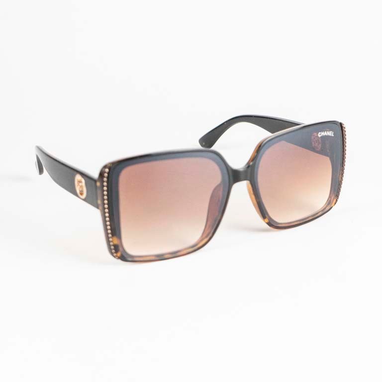 Lentes de sol imitación Chanel - imagen 2