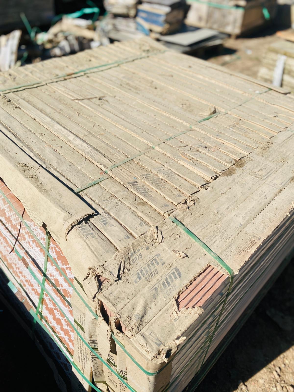 Item lote-x44-m2-ceramica-90x45-cm-iguales-2 - Image 2