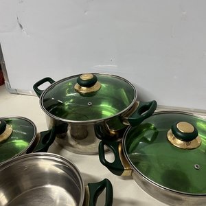 Set de Ollas y Sartén de Acero Inoxidable con Tapas Verdes - imagen 6