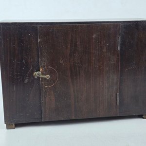 Antiguo Reloj de Mesa Mecánico con Caja de Madera Oscura - imagen 6