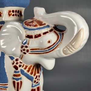 Figura de Elefante en Cerámica Esmaltada Blanca con Detalles - imagen 5