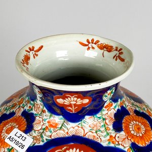 Florero de Loza Estilo Imari con Decoración de Damas y Dragón, Altura 30 cm - imagen 4