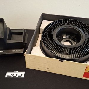 Lote siguiente: Visor de Diapositivas Pana-Vue Automatic y Carrusel Kodak Ektagraphic
