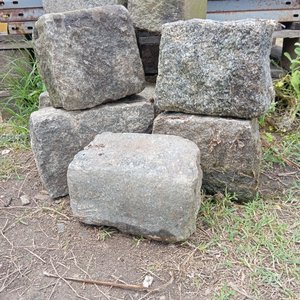 20 Adoquines de Granito para Construcción o Decoración - imagen 1