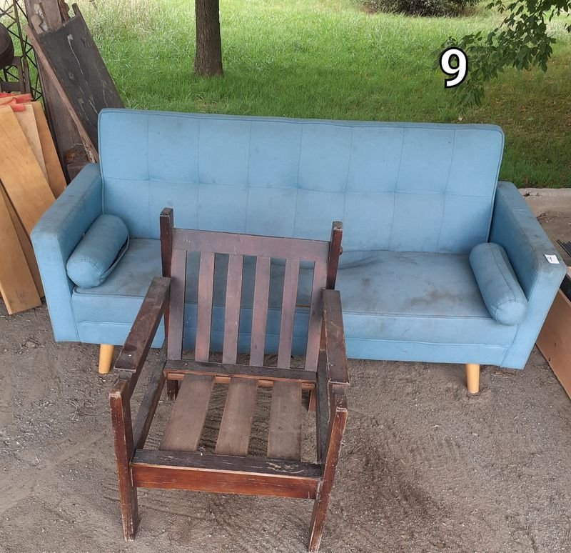 Sofás de Madera con Almohadones - imagen 2
