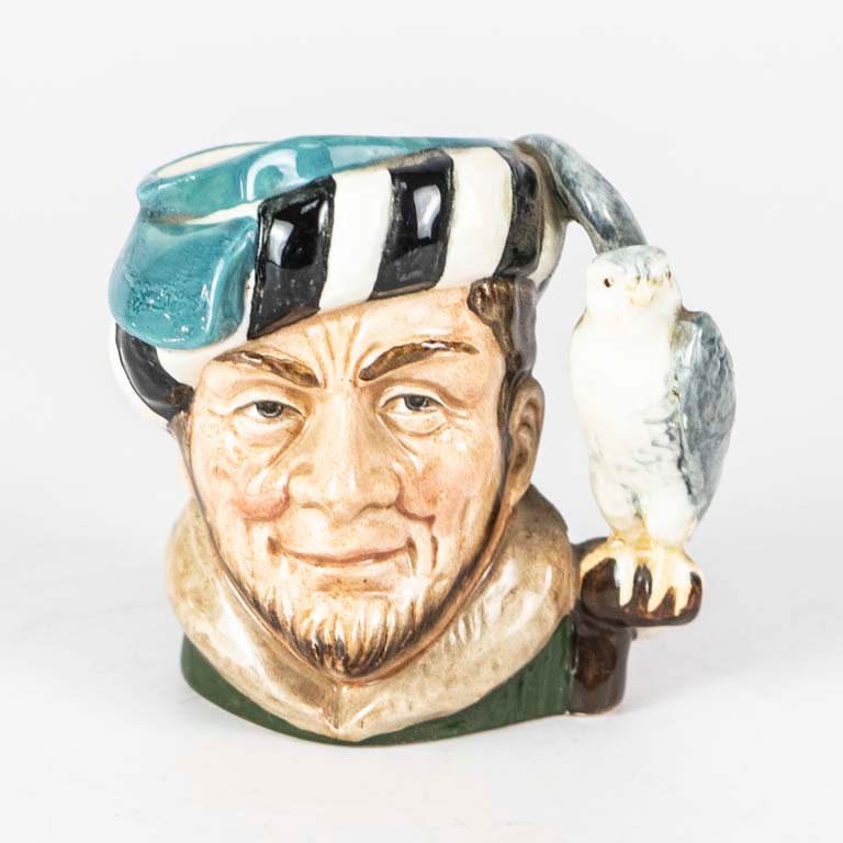 Lote siguiente: Jarra de porcelana inglesa Royal Doulton personaje 'The Falconer'