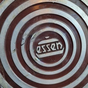 Olla de Cocción Essen Castaña con Tapa - Diámetro 24cm - imagen 4