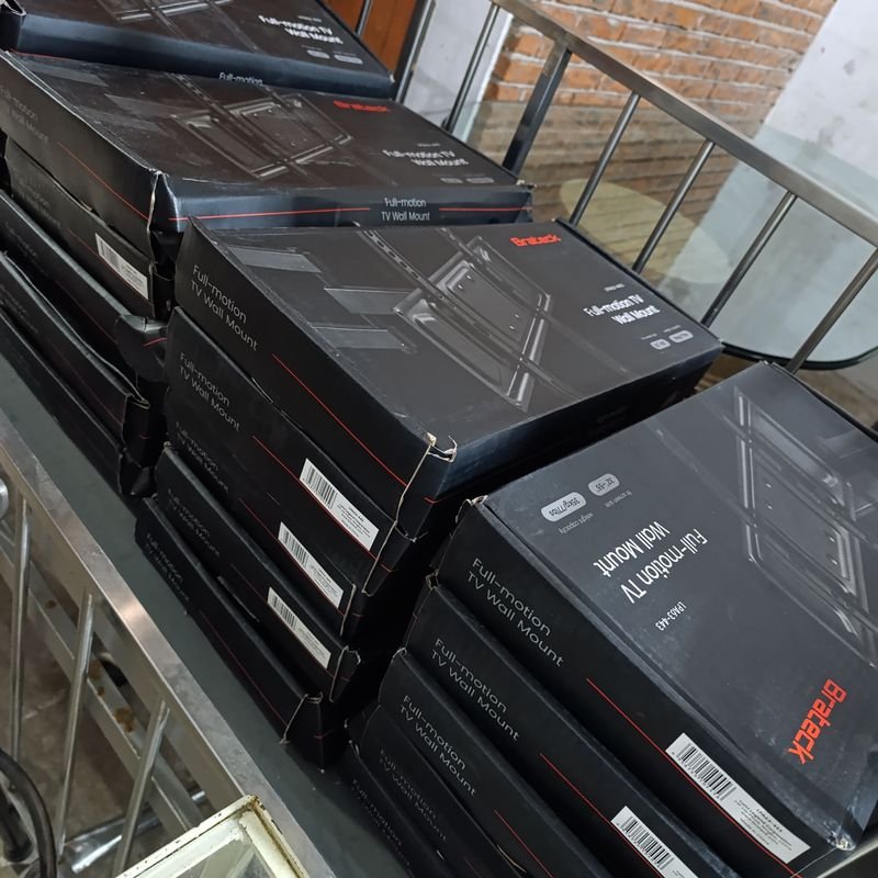 Soportes para TV Full-Motion Brateck - Nuevos en Caja