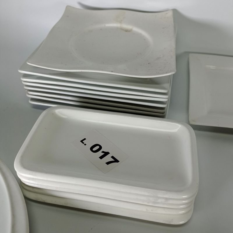 Platos y bandejas de porcelana blanca - imagen 2