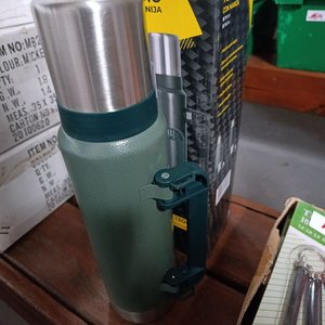 Lote anterior: Termo Stanley Verde con Tapa y Manija