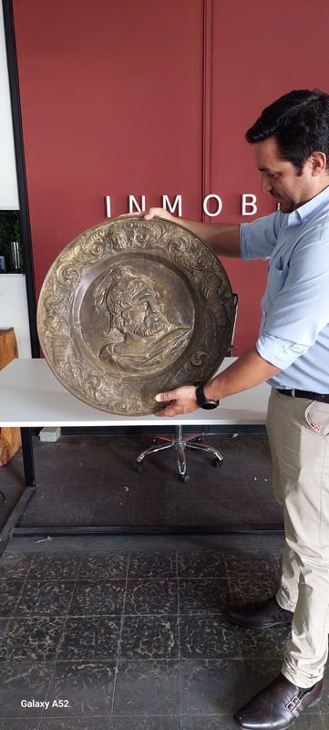 Gran plato de cobre con diametro 62 - imagen 5