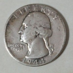 Lote siguiente: Moneda de 5 centavos de Estados Unidos de Plata .350 acuñada en 1944 (War Nickel)