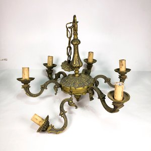 Lote siguiente: Araña de Bronce Antigua de Seis Luces