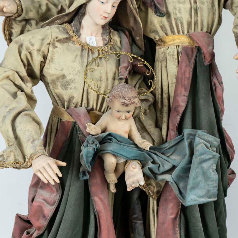 Figura religiosa de tela con detalles y avería - imagen 2
