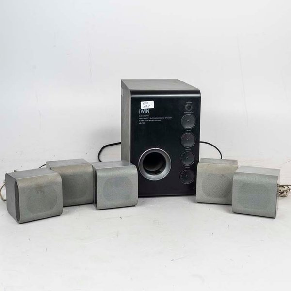 Home Theater JWIN con 5 Parlantes y Subwoofer