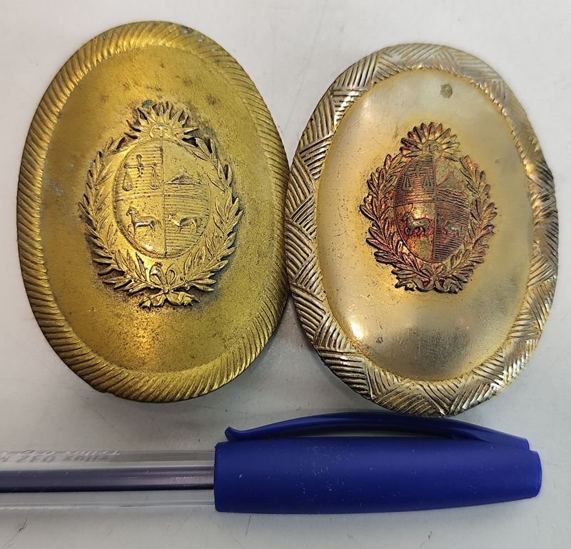 2 Hebillas Metálicas Doradas para Cinturón de Policía de Montevideo con Escudo Uruguayo
