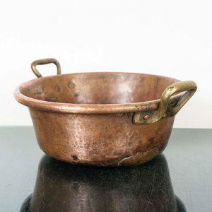 Lote siguiente: Olla Antigua de Cobre con Asas de Bronce