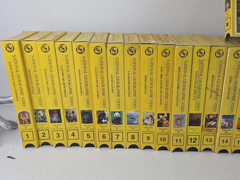 Colección de VHS National Geographic en Excelente Estado - imagen 3