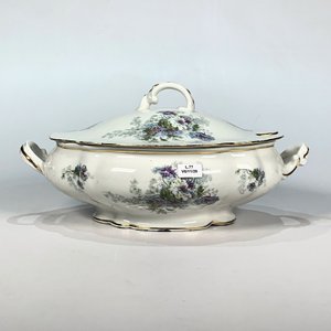 Lote siguiente: Sopera Ovalada de Porcelana Bavaria con Decoración Floral
