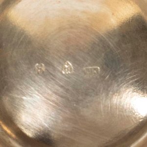 Juego de Consomé de Platina: 16 Tazas con Platillos y 13 Piezas Adicionales - imagen 2