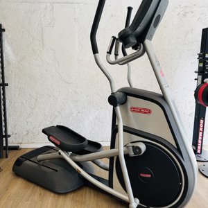 Elíptica Star Trac CTX Profesional para Gimnasio - imagen 1