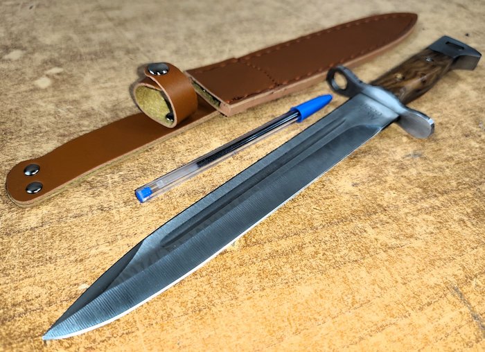 Item 16610 - Image 0